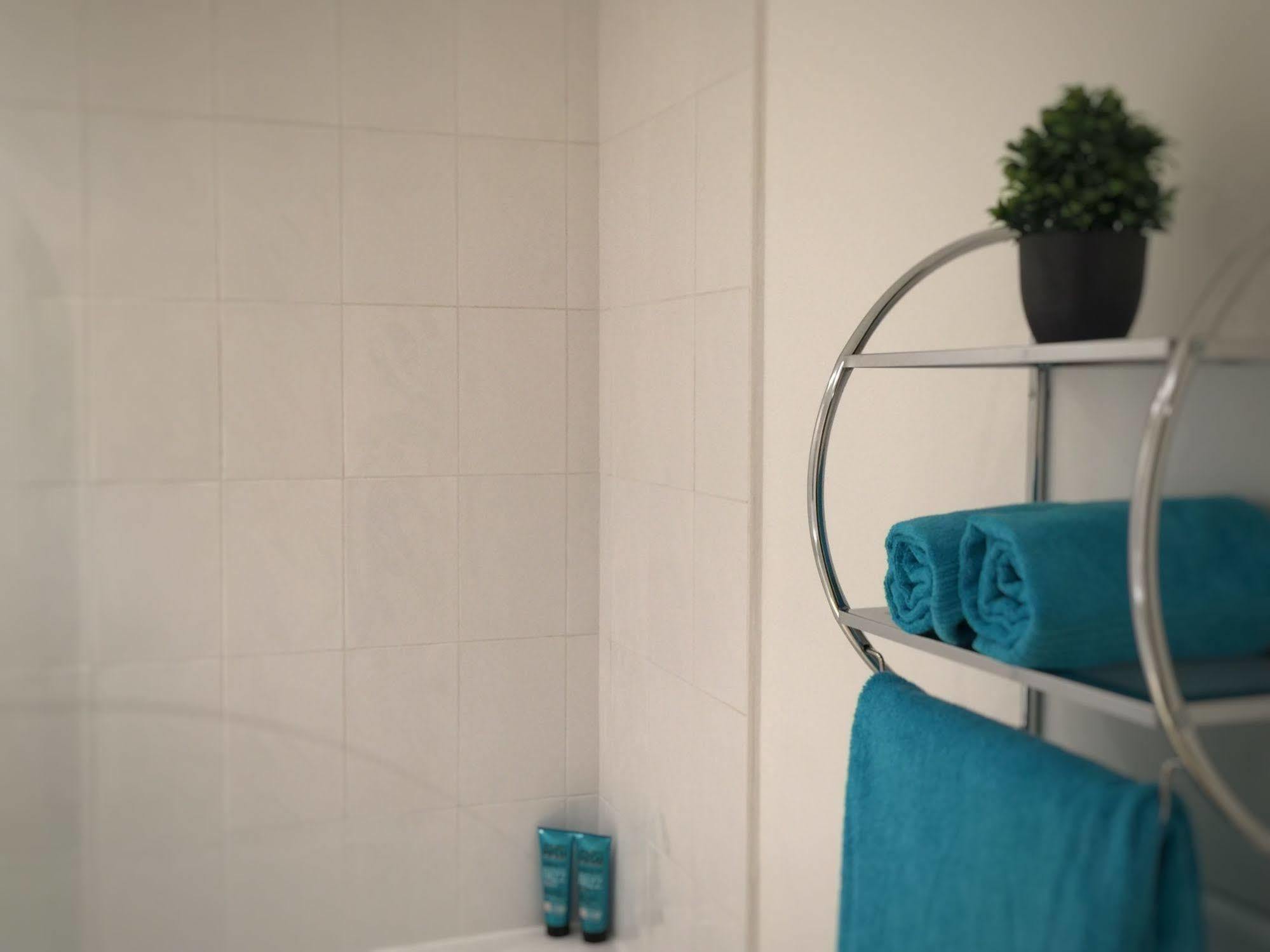The Cathedral Suite Apartment With Love Your Stay Sheffield Luaran gambar